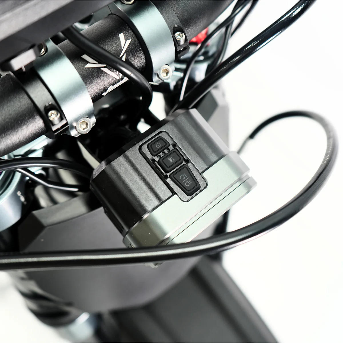 2027 Ventus One+ Evo | 32Kw Electric Dirt Bike 9 Ventus One+ Evo Light Switch